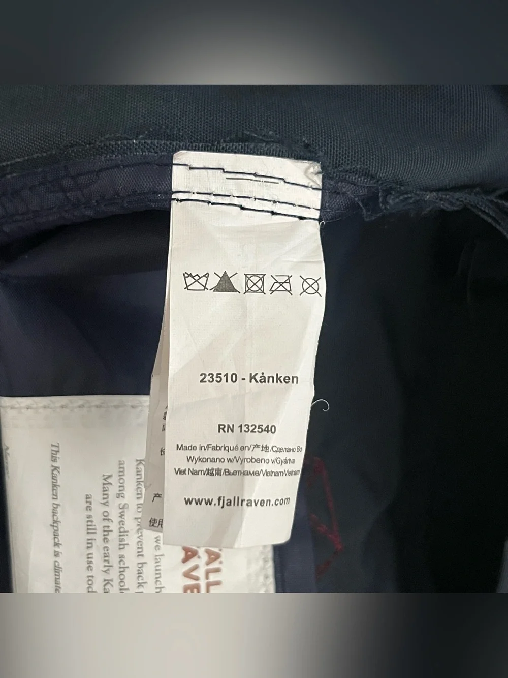 Classic Fjallraven Kanken Navy Backpack with Maroon Handles